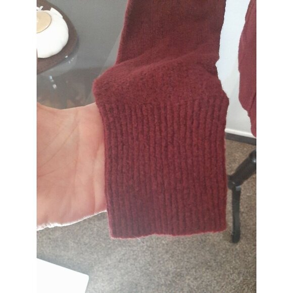 Ruby Moon Burgundy Lightweight Sweater Size M Business Casual Office Wear Chic - Picture 3 of 8